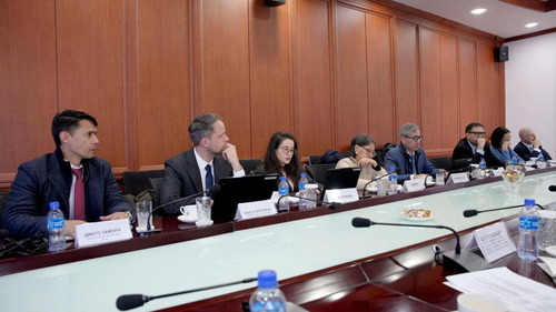 ОУВС-ын төлөөлөгчид төрийн албан хаагчийн цалин хөлс болон тэтгэврийн даатгалын тогтолцооны асуудлаар МУ-д ажиллаж байна